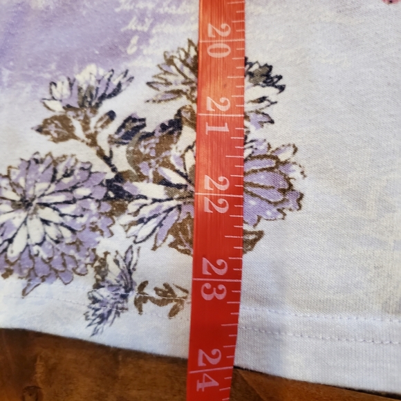 Basic Editions Purple T-Shirt Top with Birds & Flowers - Picture 5 of 16